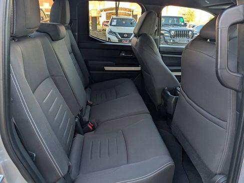 Used 2024 Toyota Tacoma TRD Off-Road image 29