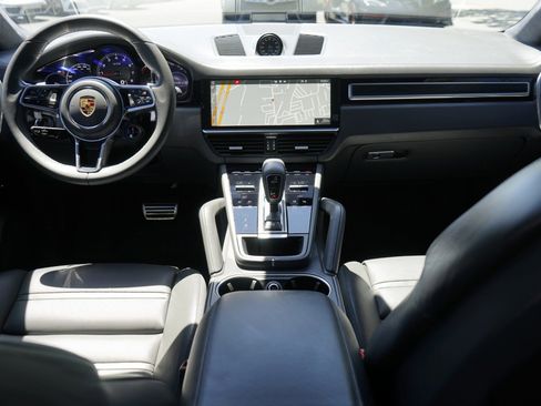 Used 2021 Porsche Cayenne GTS image 16