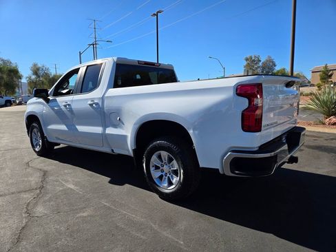 Used 2022 Chevrolet Silverado 1500 LT w/ Protection Package image 4