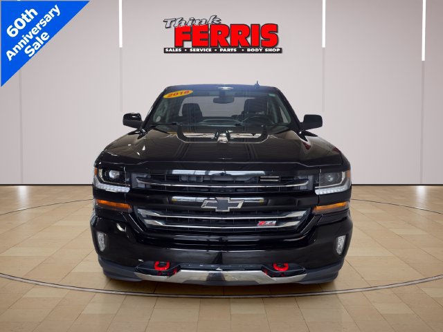 Used 2018 Chevrolet Silverado 1500 LT w/ Redline Edition AWD/4WD image 6