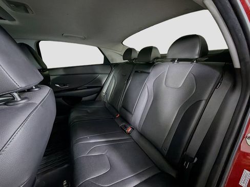 Used 2023 Hyundai Elantra Limited FWD image 25