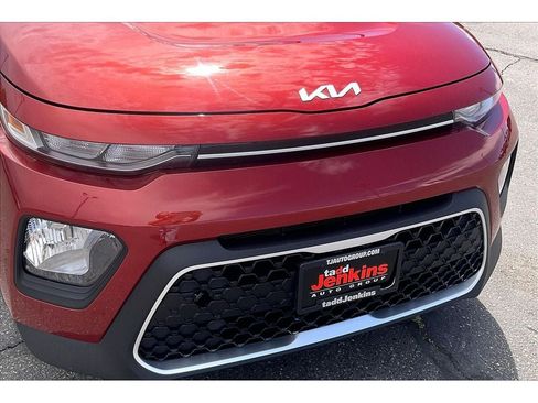 Used 2022 Kia Soul LX w/ Technology Package FWD image 32