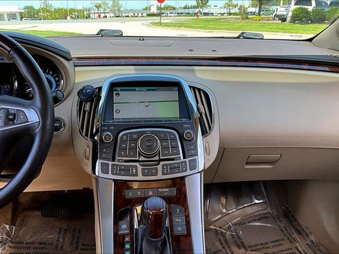 Used 2010 Buick LaCrosse CXS w/ Touring Package FWD image 19