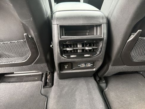 Certified 2023 Jeep Grand Cherokee Laredo w/ Luxury Tech Group I AWD/4WD image 14