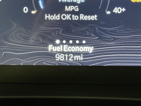 Used 2024 Jeep Grand Cherokee Limited w/ Luxury Tech Group II image 6