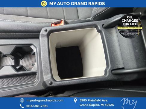 Used 2022 Volkswagen Taos SE image 29