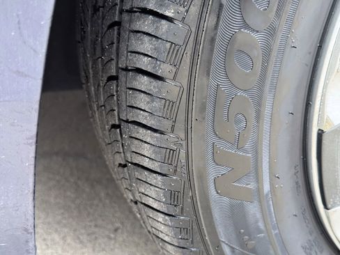 Used 2020 Toyota Corolla LE image 13