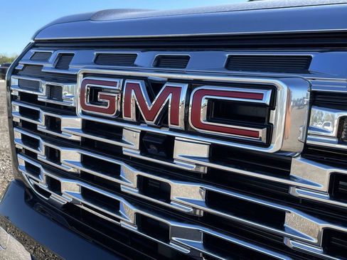 New 2026 GMC Terrain Denali AWD/4WD image 31
