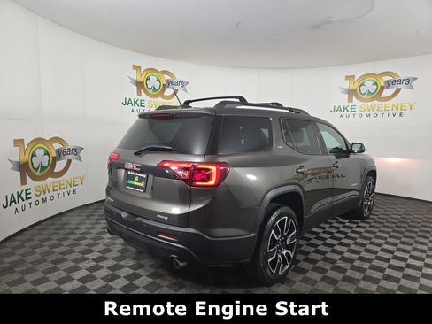 Certified 2019 GMC Acadia SLT w/ Black Edition image 9