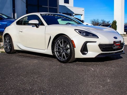 Used 2023 Subaru BRZ Limited image 3