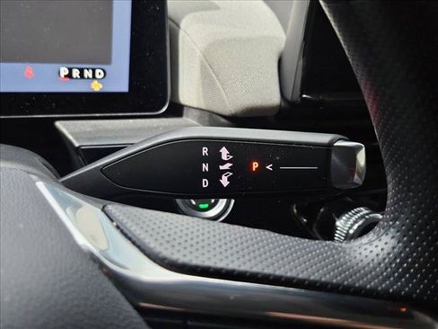 Used 2024 Honda Prologue EX image 11