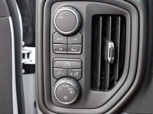 Used 2026 Chevrolet Silverado 1500 W/T w/ WT Value Package image 24