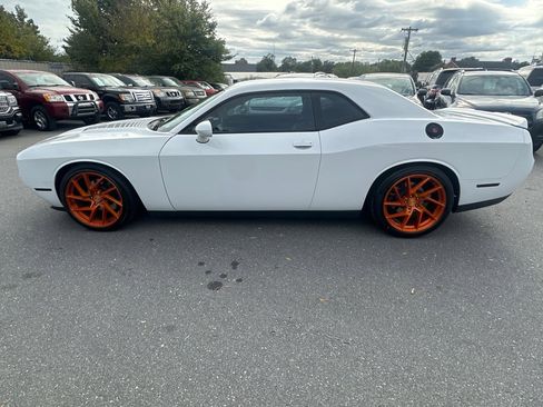 Used 2018 Dodge Challenger SXT Plus image 2