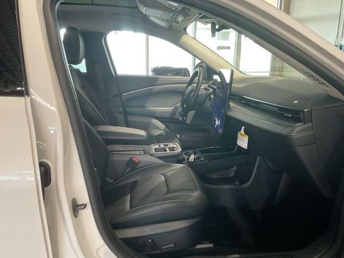 New 2025 Ford Mustang Mach-E Premium image 27