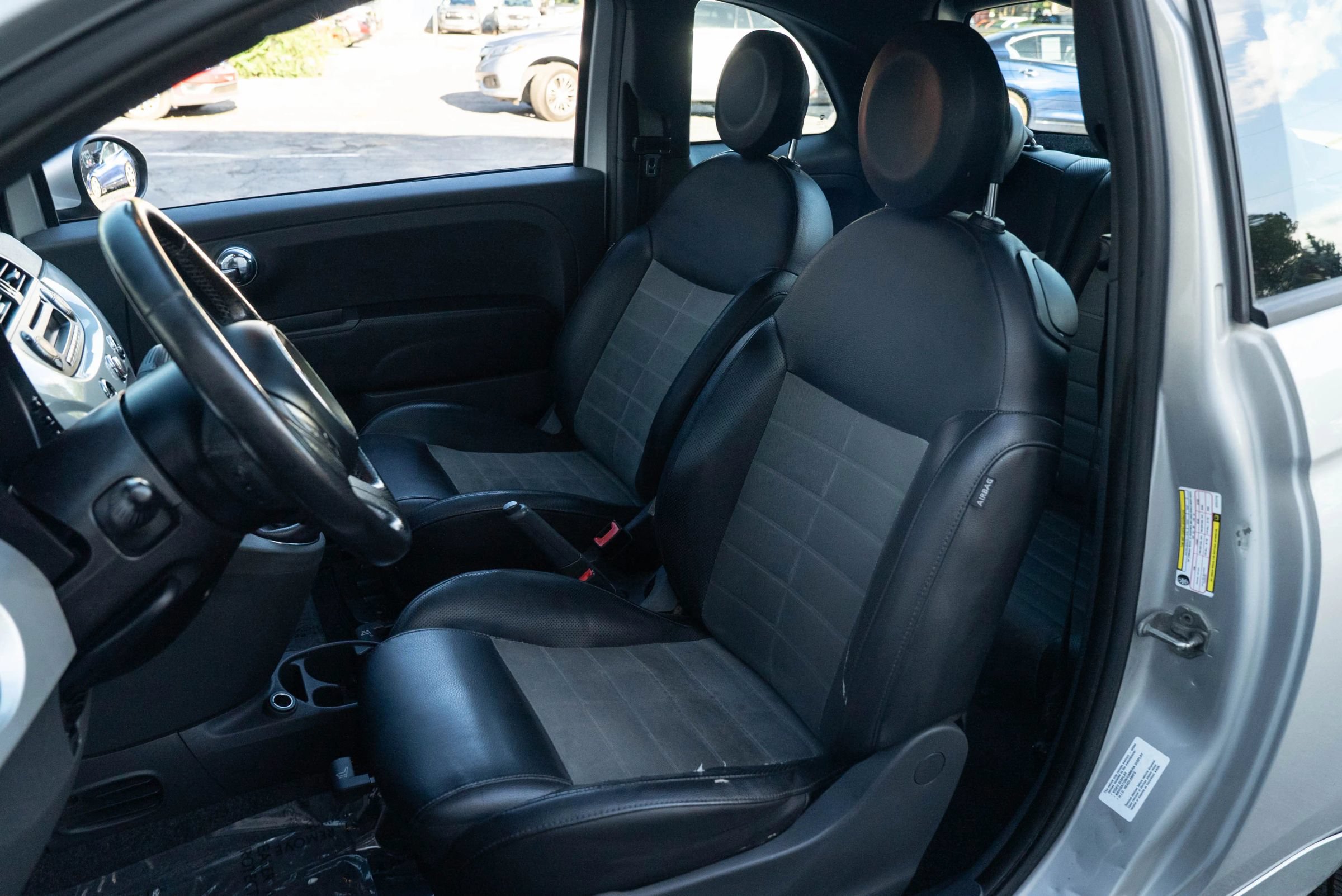 Used 2012 FIAT 500 Sport w/ Safety & Sound Pkg FWD image 17