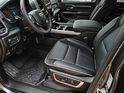 New 2026 RAM 1500 Laramie AWD/4WD image 13