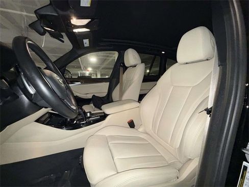 Used 2021 BMW X3 xDrive30i w/ Convenience Package image 2