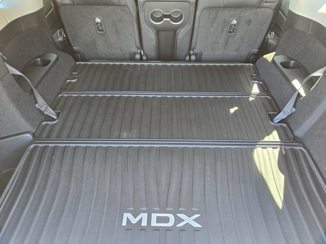 Certified 2026 Acura MDX w/ Technology Package FWD image 31