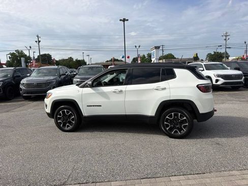 Used 2021 Jeep Compass Trailhawk AWD/4WD image 13