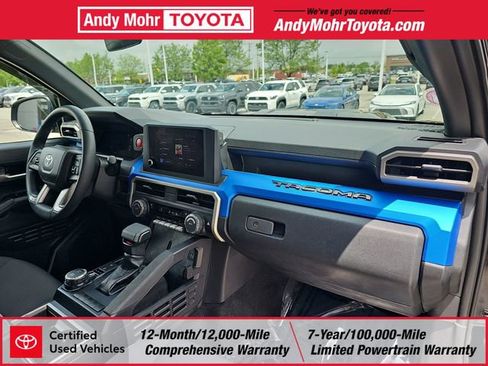 Certified 2025 Toyota Tacoma TRD Sport AWD/4WD image 31