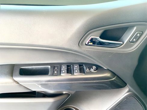 Used 2022 GMC Canyon AT4 image 13