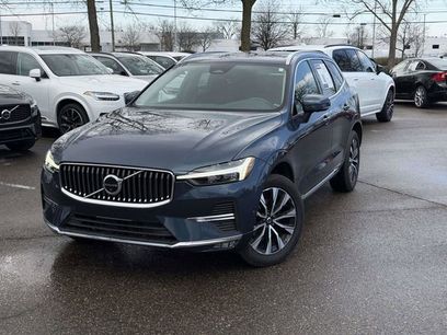 Used 2023 Volvo XC60 B5 Plus w/ Climate Package