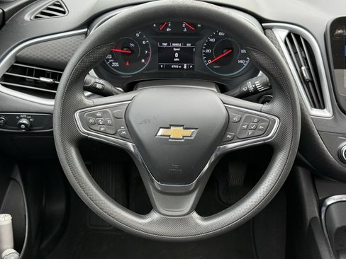 Used 2023 Chevrolet Malibu LT image 15