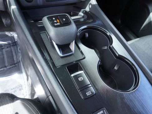 Certified 2024 Nissan Rogue SV FWD image 18
