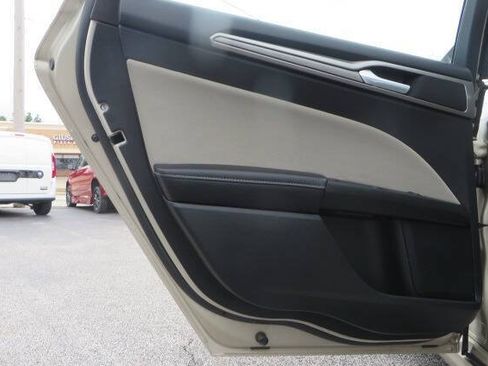 Used 2017 Ford Fusion S FWD image 16