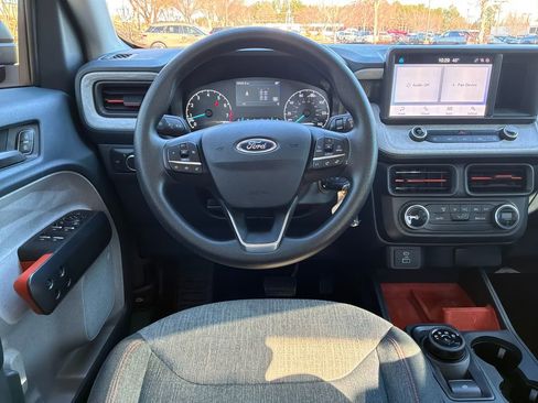 Used 2022 Ford Maverick XLT image 14