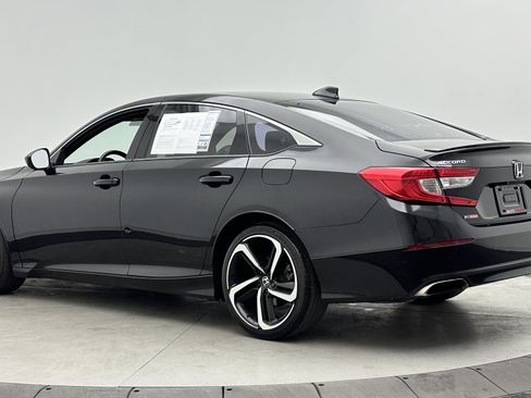 Used 2022 Honda Accord Sport image 3