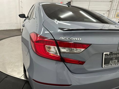 Used 2022 Honda Accord Sport image 11