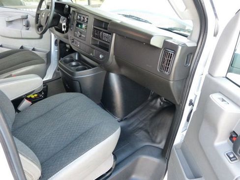 Used 2023 GMC Savana 2500 w/ Driver Convenience Package image 25