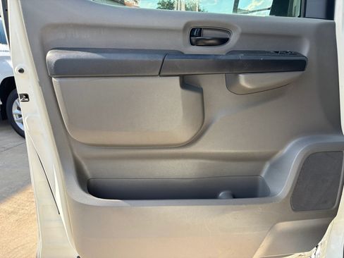 Used 2018 Nissan NV 1500 SV image 30