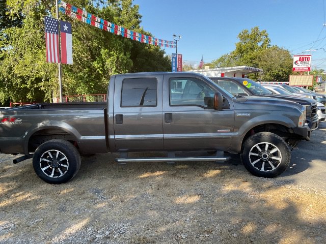 Used 2005 Ford F250 XLT AWD/4WD image 4
