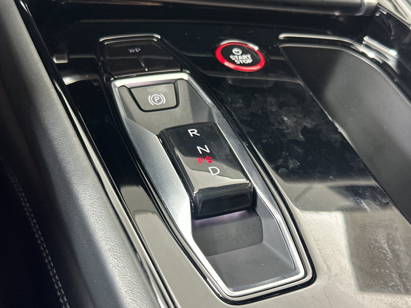 Used 2023 Audi RS e-tron GT w/ Carbon Performance Package AWD/4WD image 20
