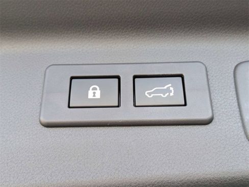 Used 2025 Subaru Forester Sport w/ Protection Package (1PH) image 15