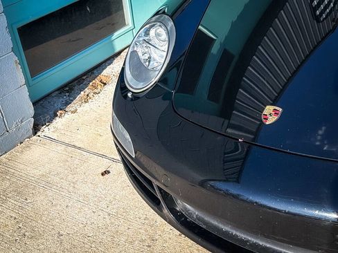 Used 2005 Porsche 911 Carrera image 7