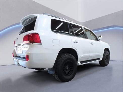 Used 2011 Lexus LX 570 4WD image 6