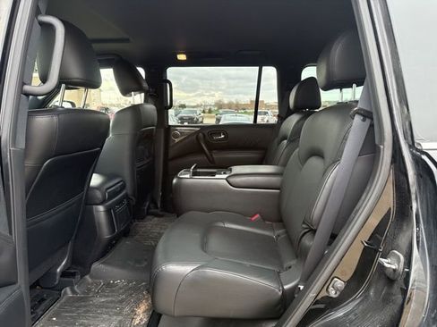 Used 2023 Nissan Armada SL w/ Midnight Edition Package image 18