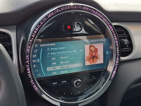 Certified 2023 MINI Cooper 2-Door Hardtop image 17