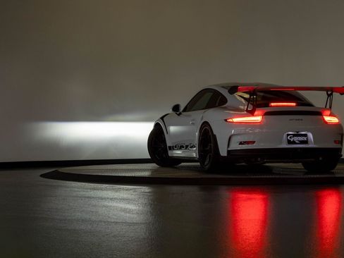 Used 2016 Porsche 911 GT3 RS RWD image 29