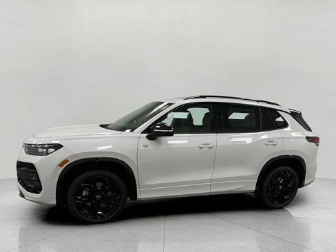 New 2026 Volkswagen Tiguan SE R-Line AWD/4WD image 6