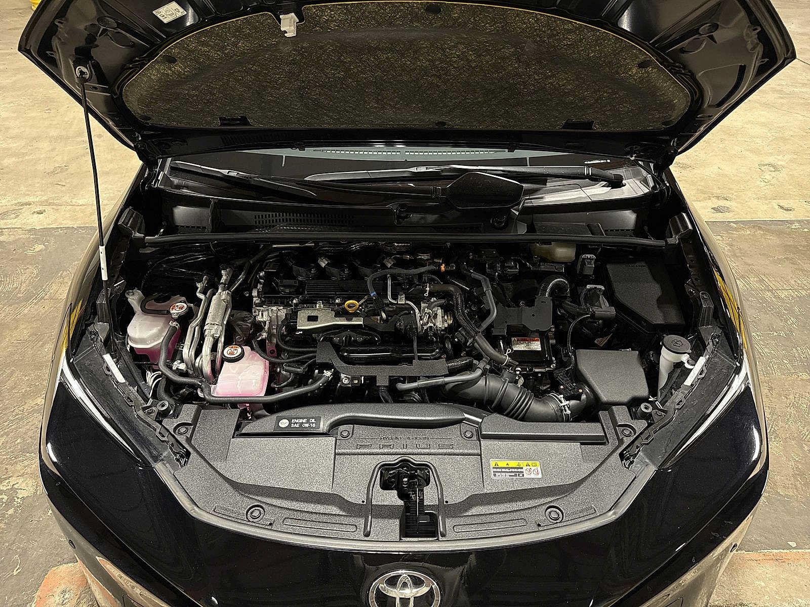 Used 2024 Toyota Prius Prime FWD image 12