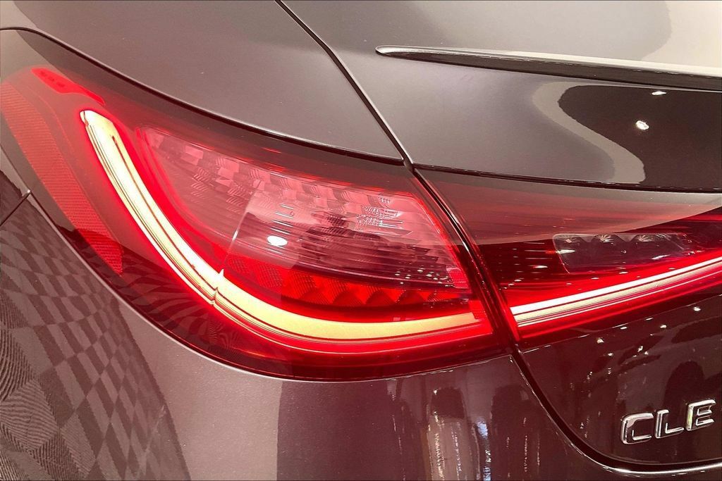 Certified 2024 Mercedes-Benz CLE 450 4MATIC Coupe image 22