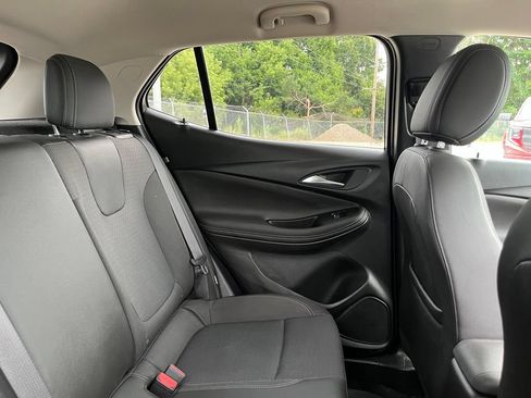 Used 2024 Buick Encore GX Preferred FWD image 36