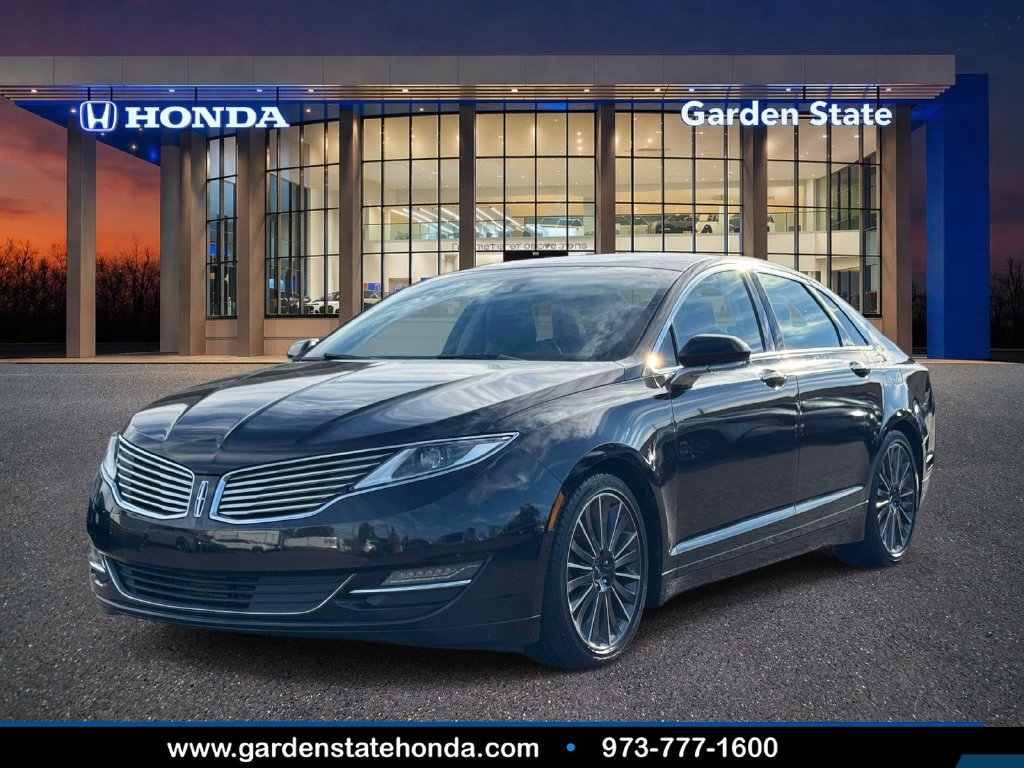 Used 2014 Lincoln MKZ FWD image 1