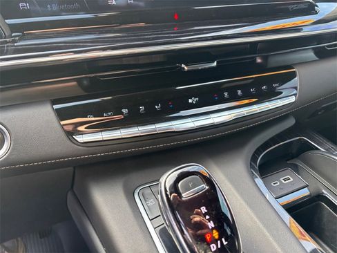 Used 2023 Cadillac Escalade Sport w/ Touring Package image 21