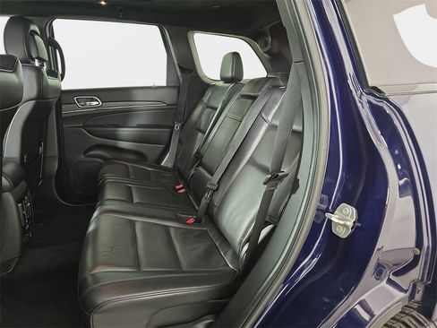 Used 2018 Jeep Grand Cherokee High Altitude image 17