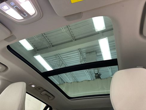 Used 2024 Volvo XC90 B5 Plus image 40